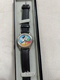 Disney Mickey Mouse Watch Halloween Light Ghost Hunting Credit Card Gift
